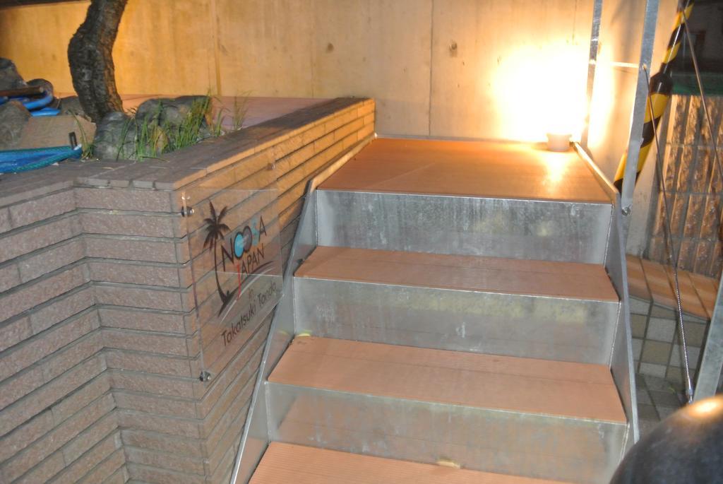 Backpackers Hotel Noosa Japan In Takatsuki Tonda Exterior foto