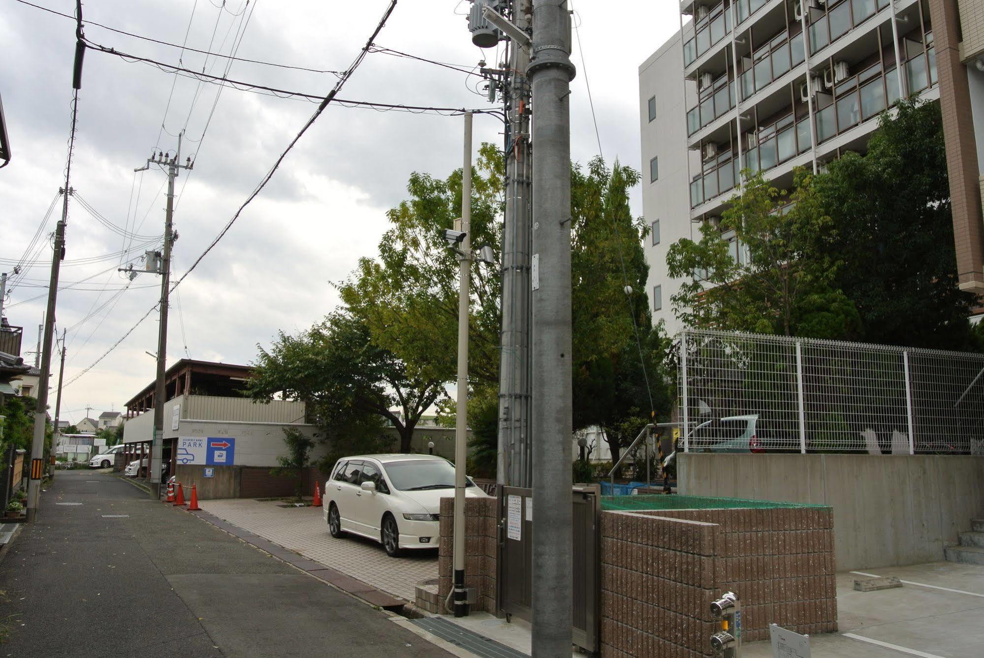 Backpackers Hotel Noosa Japan In Takatsuki Tonda Exterior foto